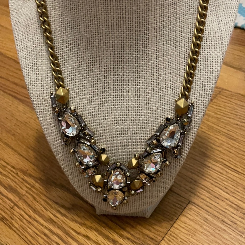Stella and dot statement necklace